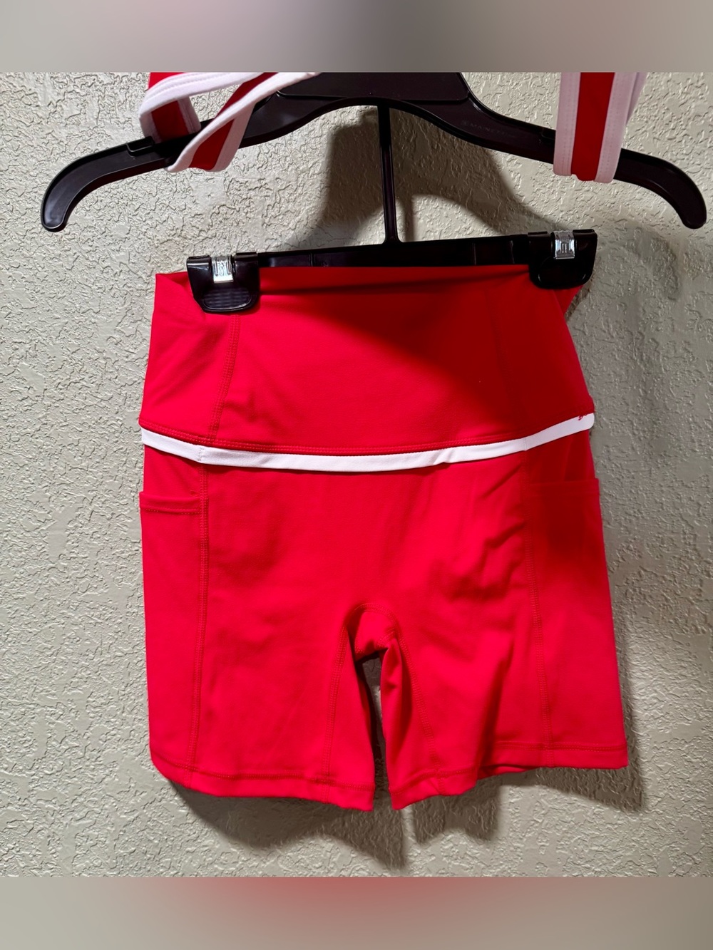 Wilo Womens Red Tank Style Sports Bra with White Trim & Biker Shorts SET NWT XS - Picture 5 of 5